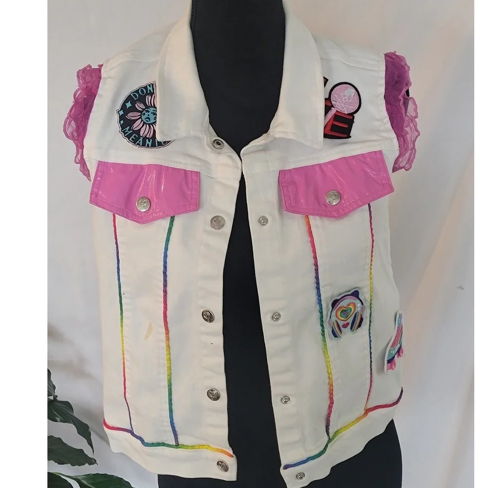 JoJo Siwa JoJo's Closet Girls White Denim Vest Rainbow Patches Ruffle XL 14/16
